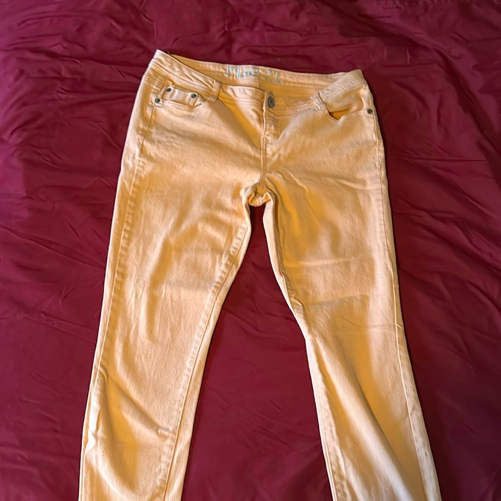 Women’s. Rue 21. Peach. Five pocket. Jeans.